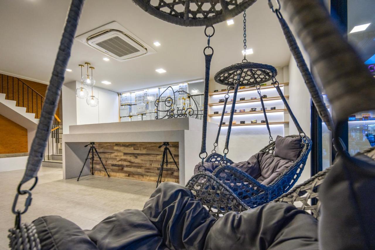 فندق Chamemon Bed Phuket Town المظهر الخارجي الصورة