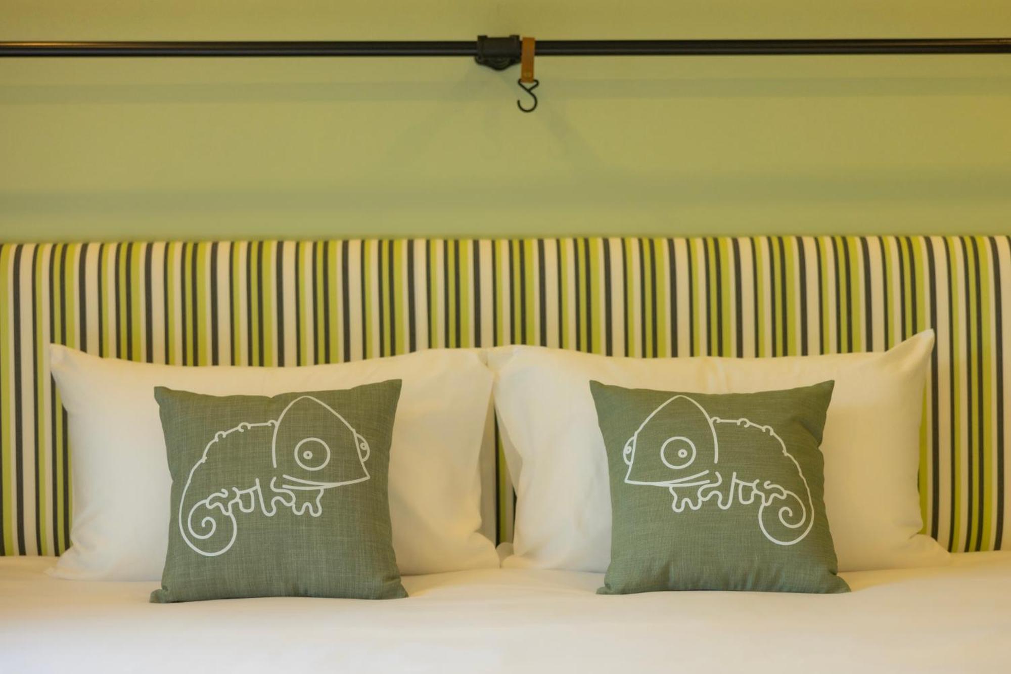 فندق Chamemon Bed Phuket Town المظهر الخارجي الصورة